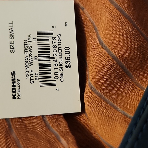 Top - Picture 4 of 4